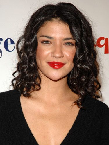 How tall is Jessica Szohr?